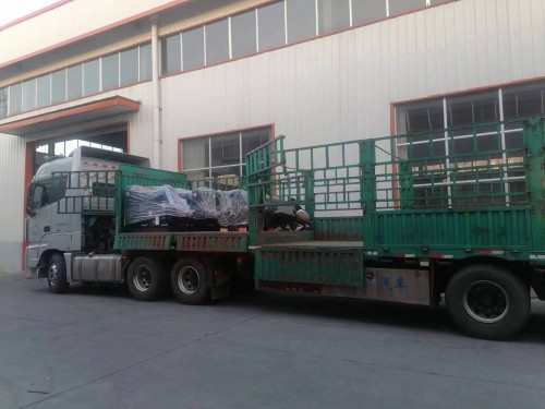 乌鲁木齐贵州客户20台柴油机发货